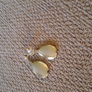 Lia Sophia gold tone drop earringa